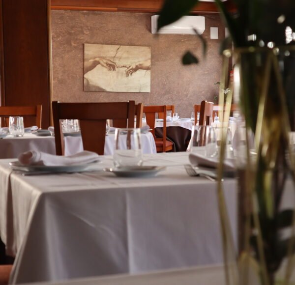 HOTEL RESTAURANTE OS CARACOLES
