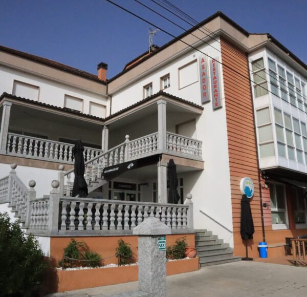 HOTEL RESTAURANTE OS CARACOLES